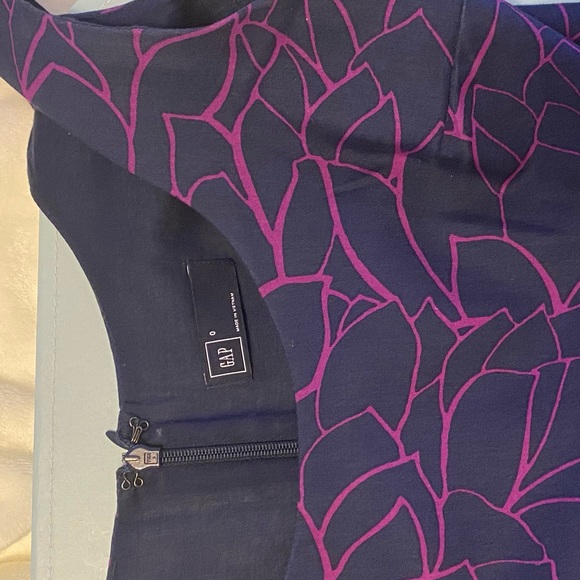 Gap floral dress - size 0 - Picture 3 of 4